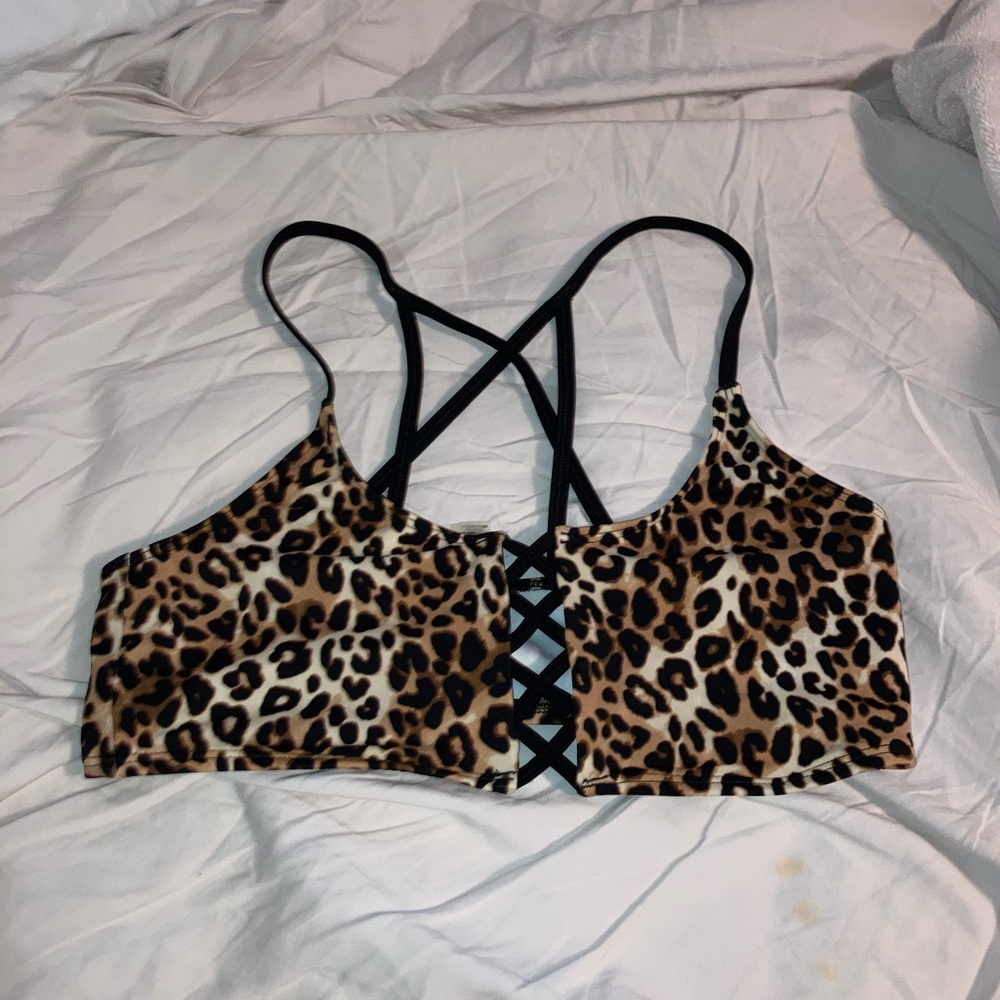 VS pink bathing suit - Picture 2 of 6